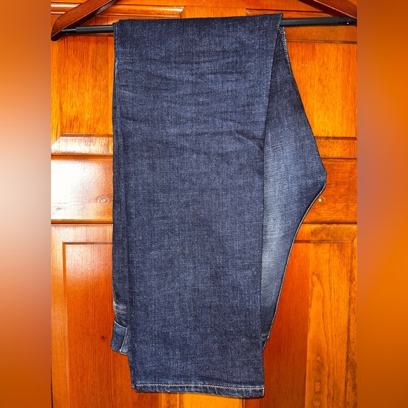 Old Navy slim fit jeans - Picture 3 of 5